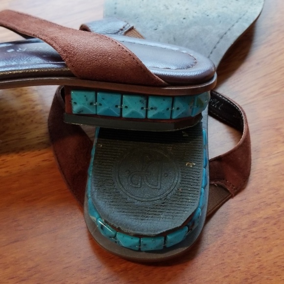 Sandals - Picture 4 of 4